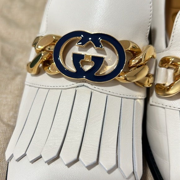 Authentic Gucci Shoes - Picture 11 of 15